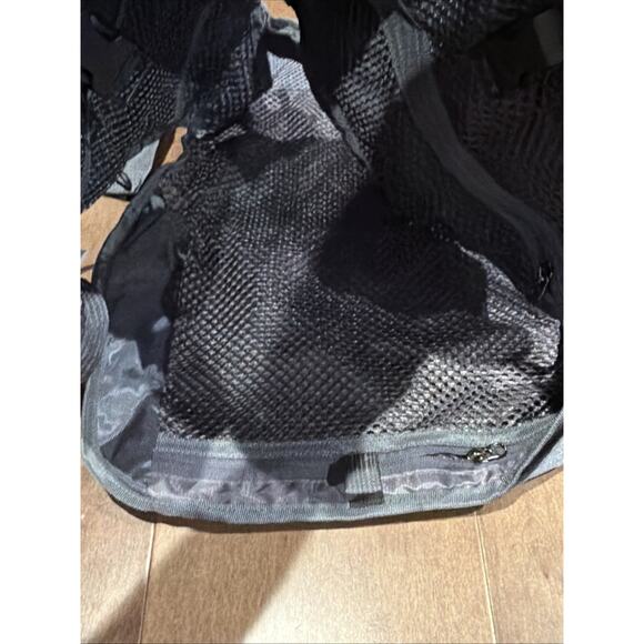 BASSDASH Strap Fly Fishing Vest – Adjustable Bass Fishing Gear for Men & Women - Picture 4 of 4